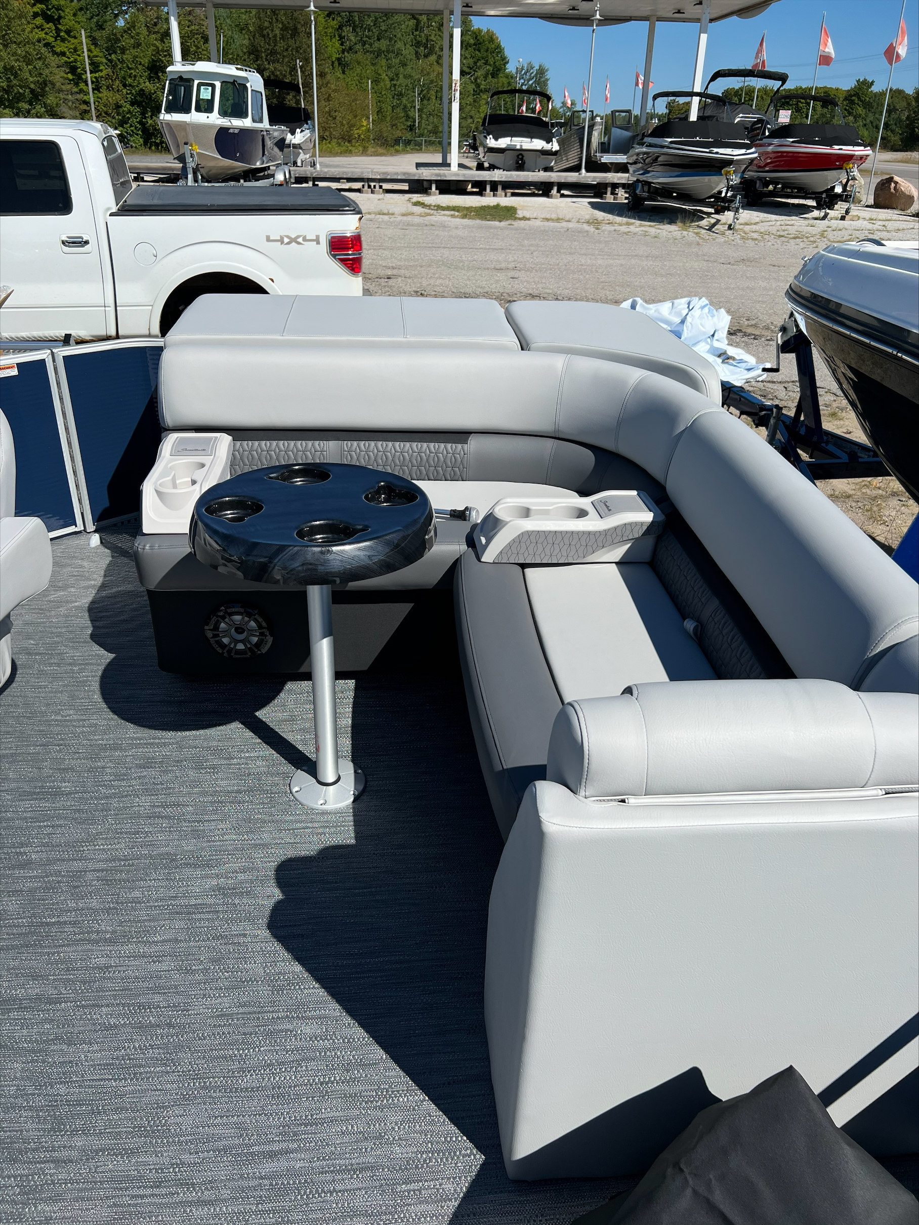 2023 Sweetwater 2086 Cruise - Photo 8
